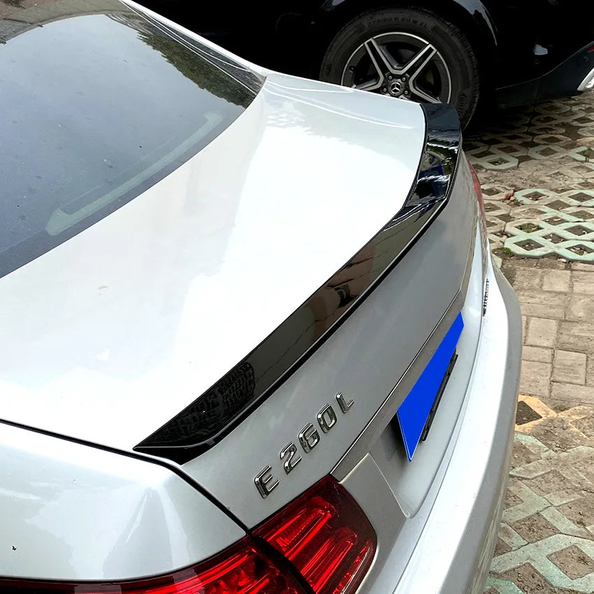 Becquet pour Mercedes-Benz Classe E W212